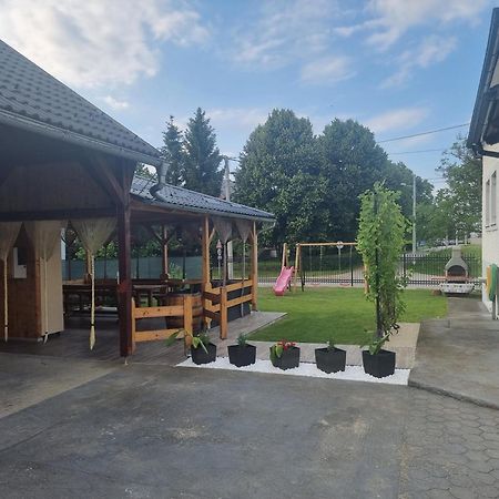 Holiday Home Baotic Velika Mlaka Extérieur photo