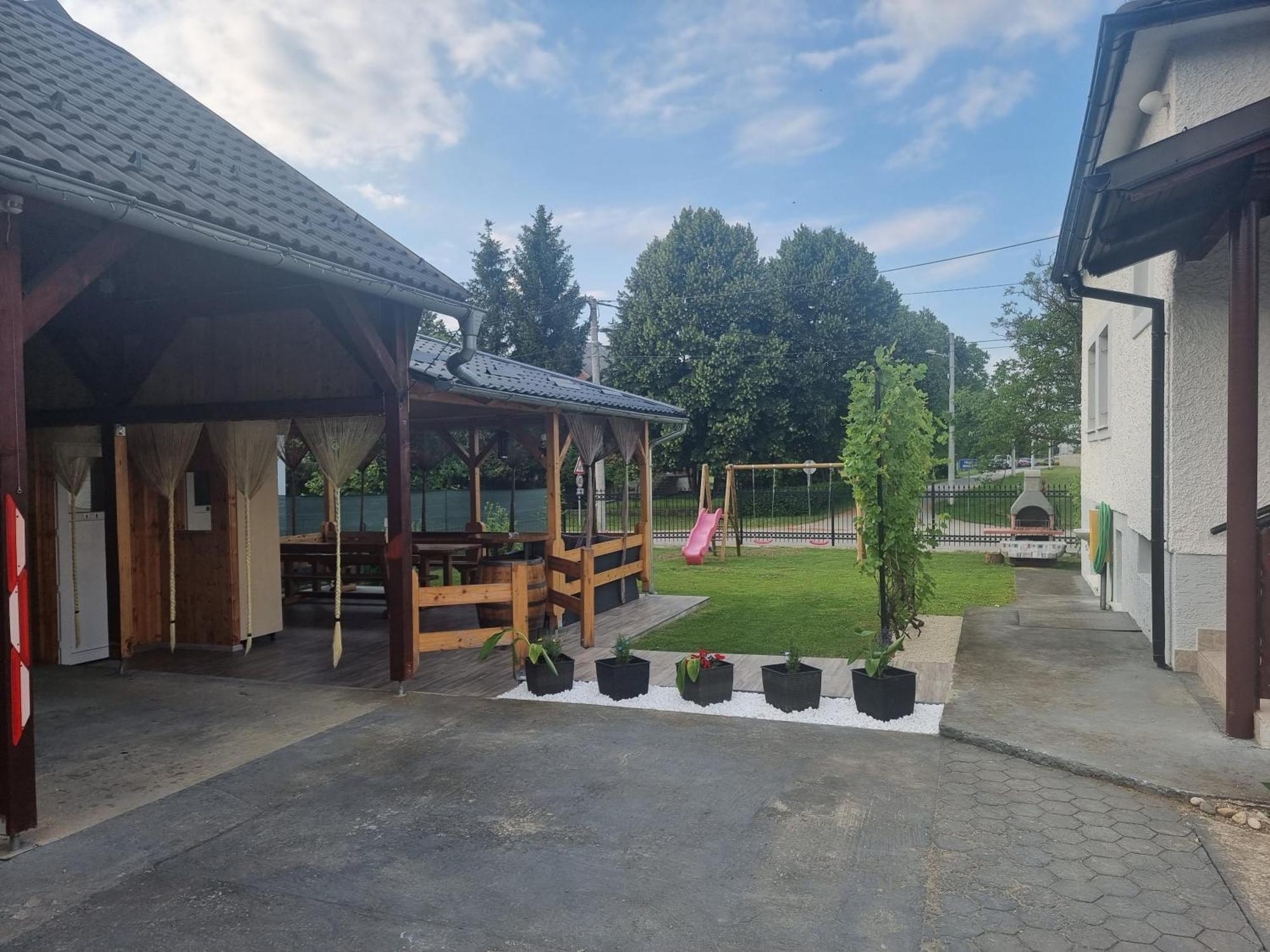 Holiday Home Baotic Velika Mlaka Extérieur photo